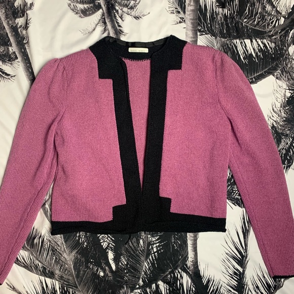 Adorable VINTAGE Cardigan - Picture 2 of 12